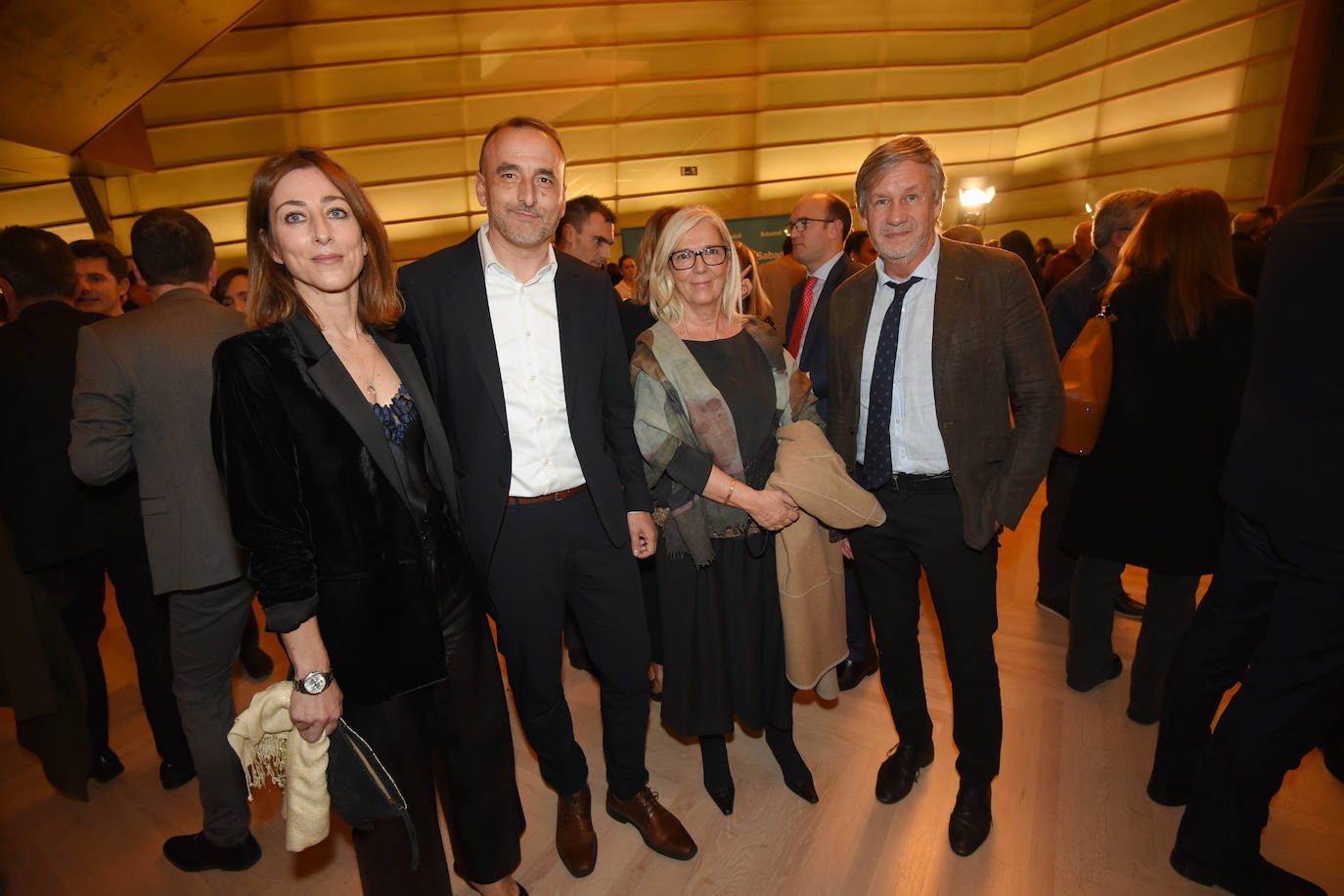 Beatriz Rodríguez, Juanma Velasco (subdirector de DV), Ana Uribesalgo y Antxon Blanco (adjunto a la Dirección de DV).