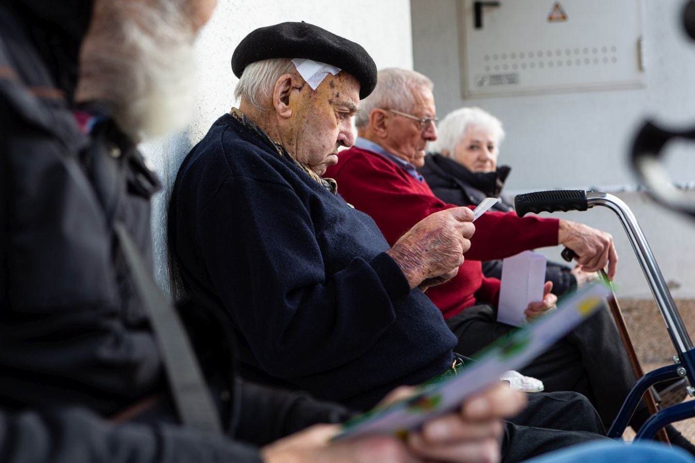 Fotos: Cartas que llevan la Navidad a la residencia de Andoain