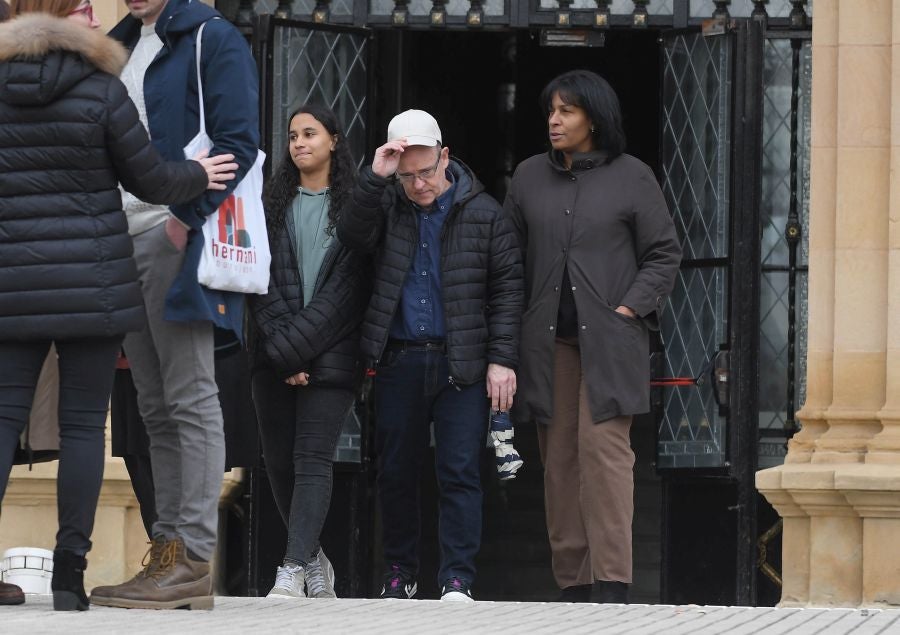 Fotos: Dolor y lágrimas en la concentración en recuerdo a Lukas Agirre