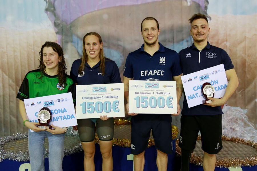 Fotos: Natación de alto nivel en el Trofeo de Navidad