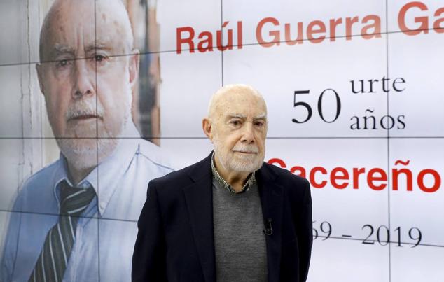 Raul Guerra Garrido, 87 años. Escritor y ganador del Premio Nadal por ‘Lectura insólita de ‘El Capital’.