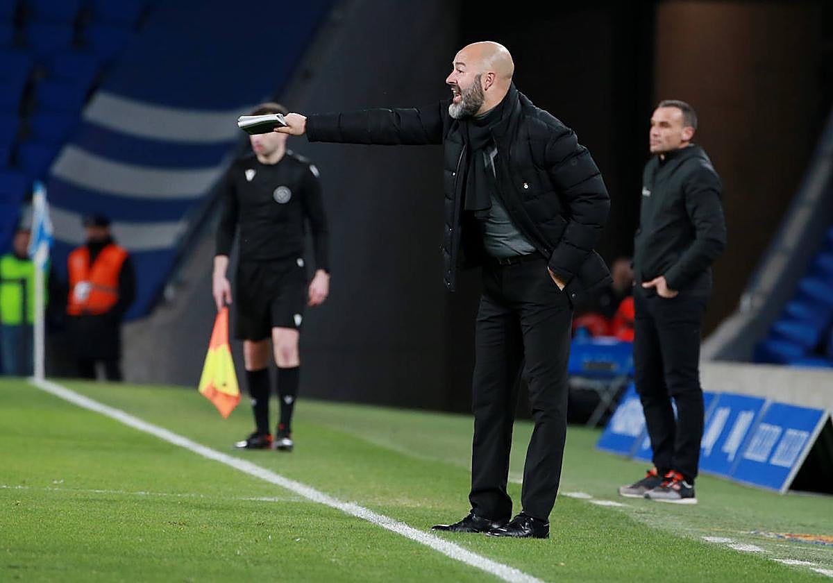 «Con un equipo más debilitado, nos metieron tres. Sobran las palabras»