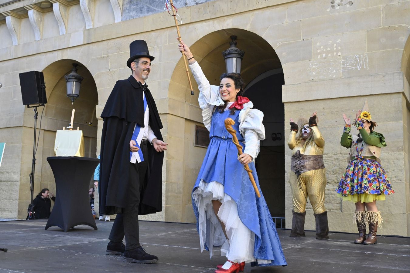 La Diosa Momo ordena diversión