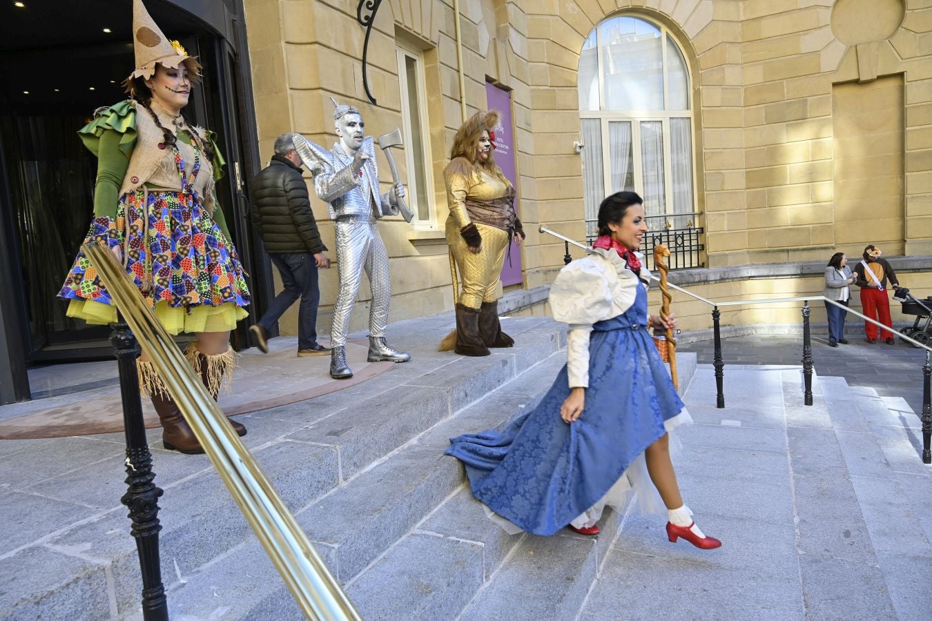 La Diosa Momo ordena diversión