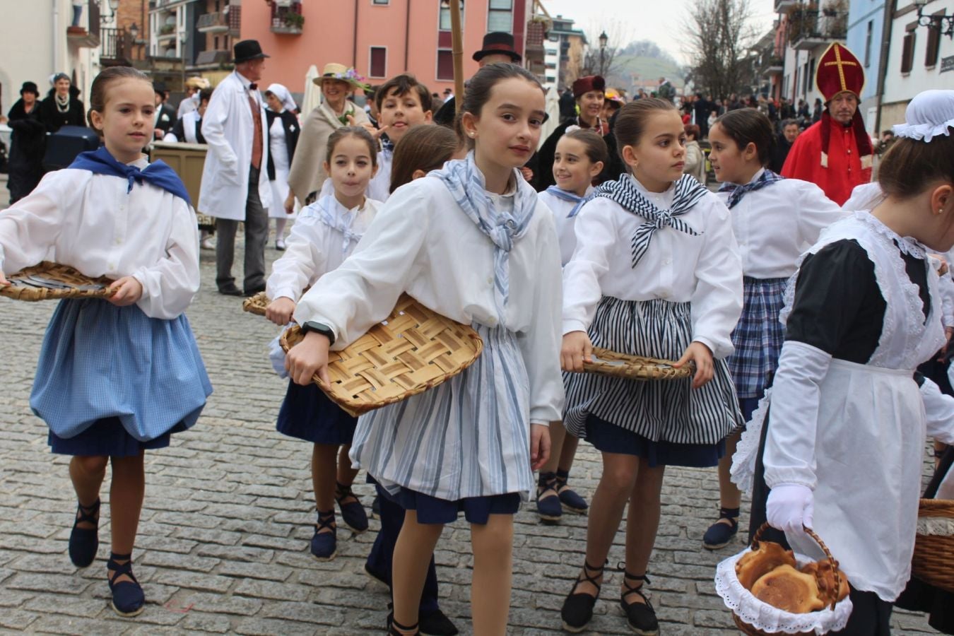 Desfile de Inude eta Artzainak en Astigarraga