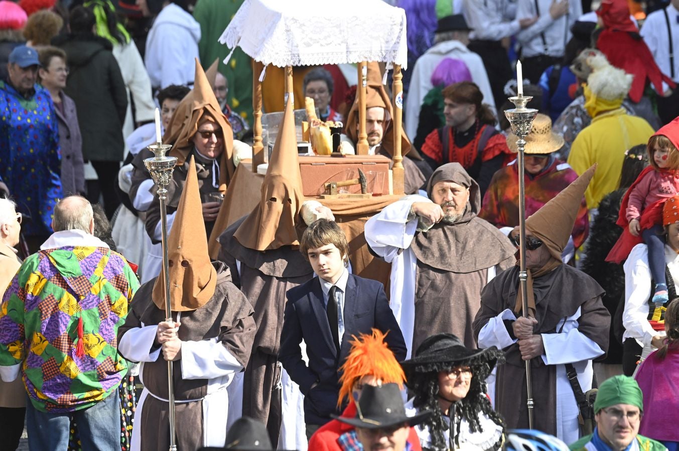 ¡Alegre Domingo de Carnaval!