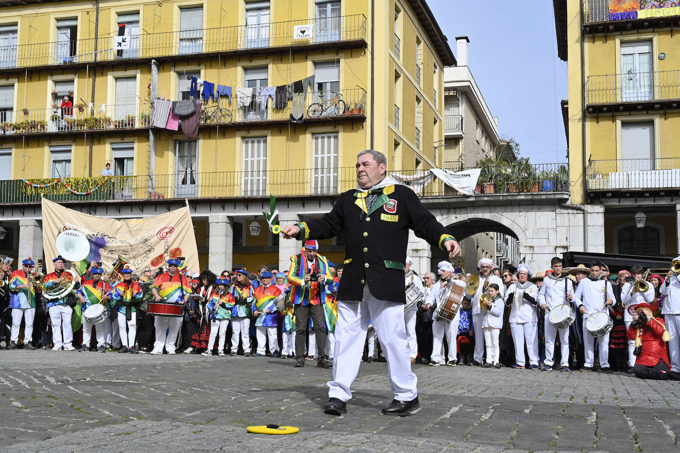 Asteartita pone el broche final a los carnavales de Tolosa