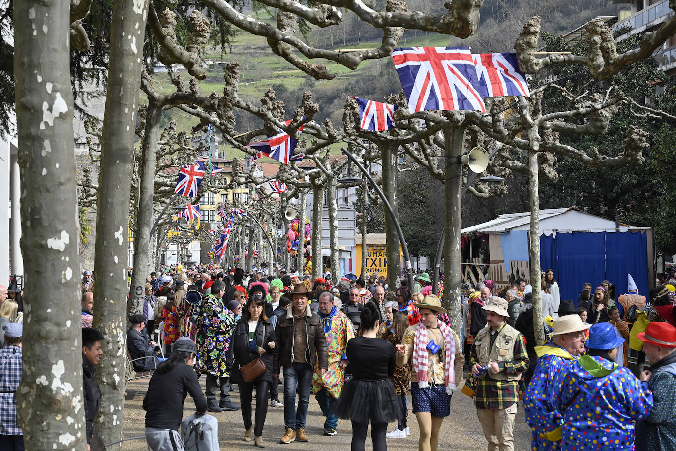 Asteartita pone el broche final a los carnavales de Tolosa