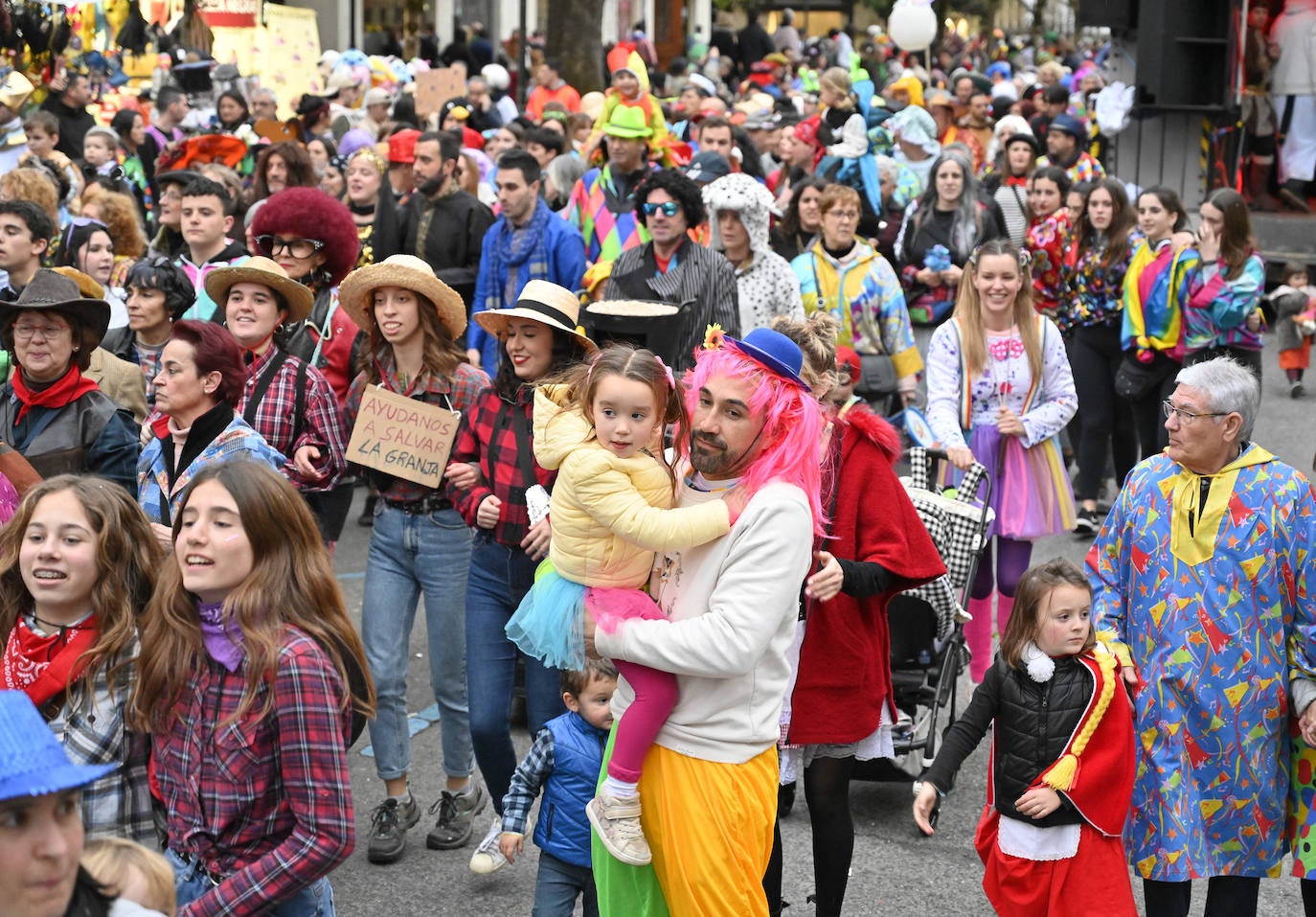 Asteartita pone el broche final a los carnavales de Tolosa