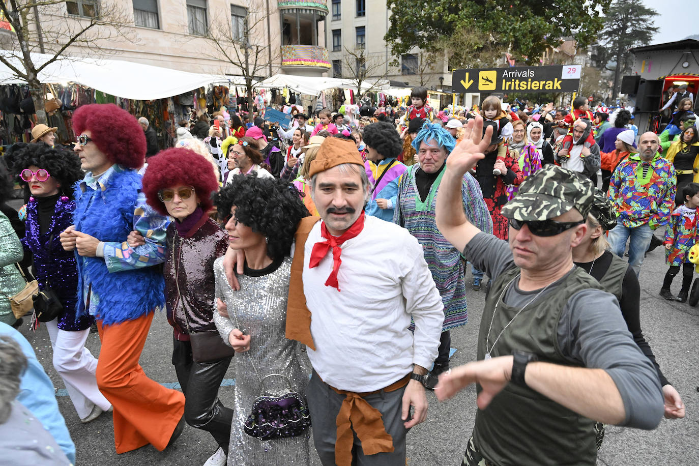 Asteartita pone el broche final a los carnavales de Tolosa
