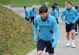David Silva sube al Z2 en una de sus última sesiones de trabajo con el grupo.