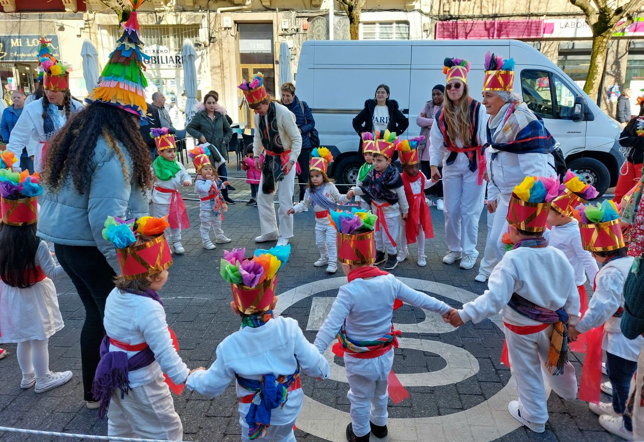 El Carnaval continúa en Trintxerpe