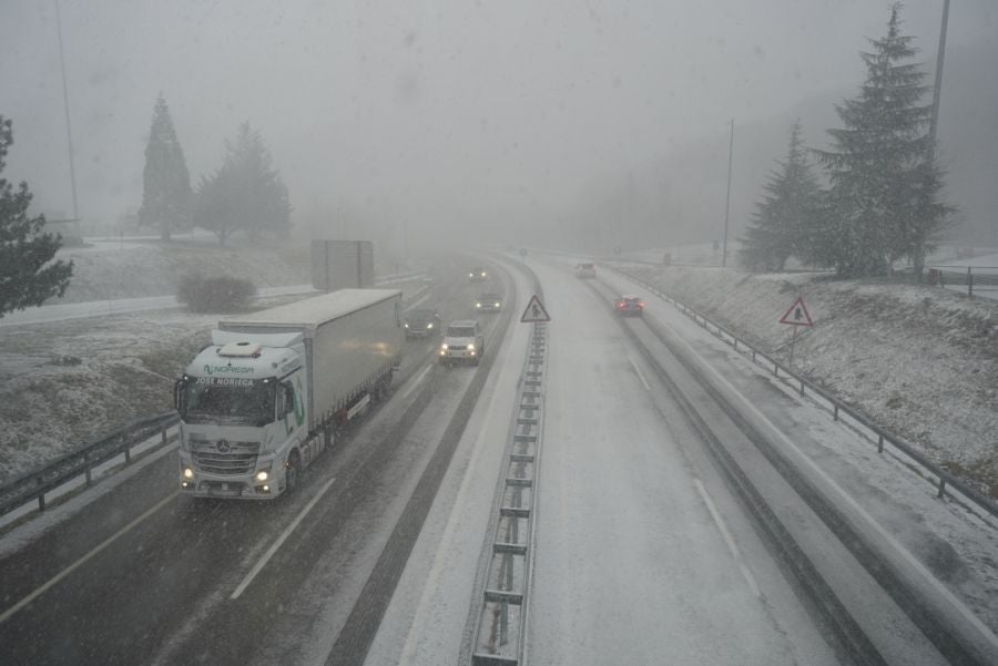 Nieve en Gipuzkoa: El manto blanco se extiende por el territorio