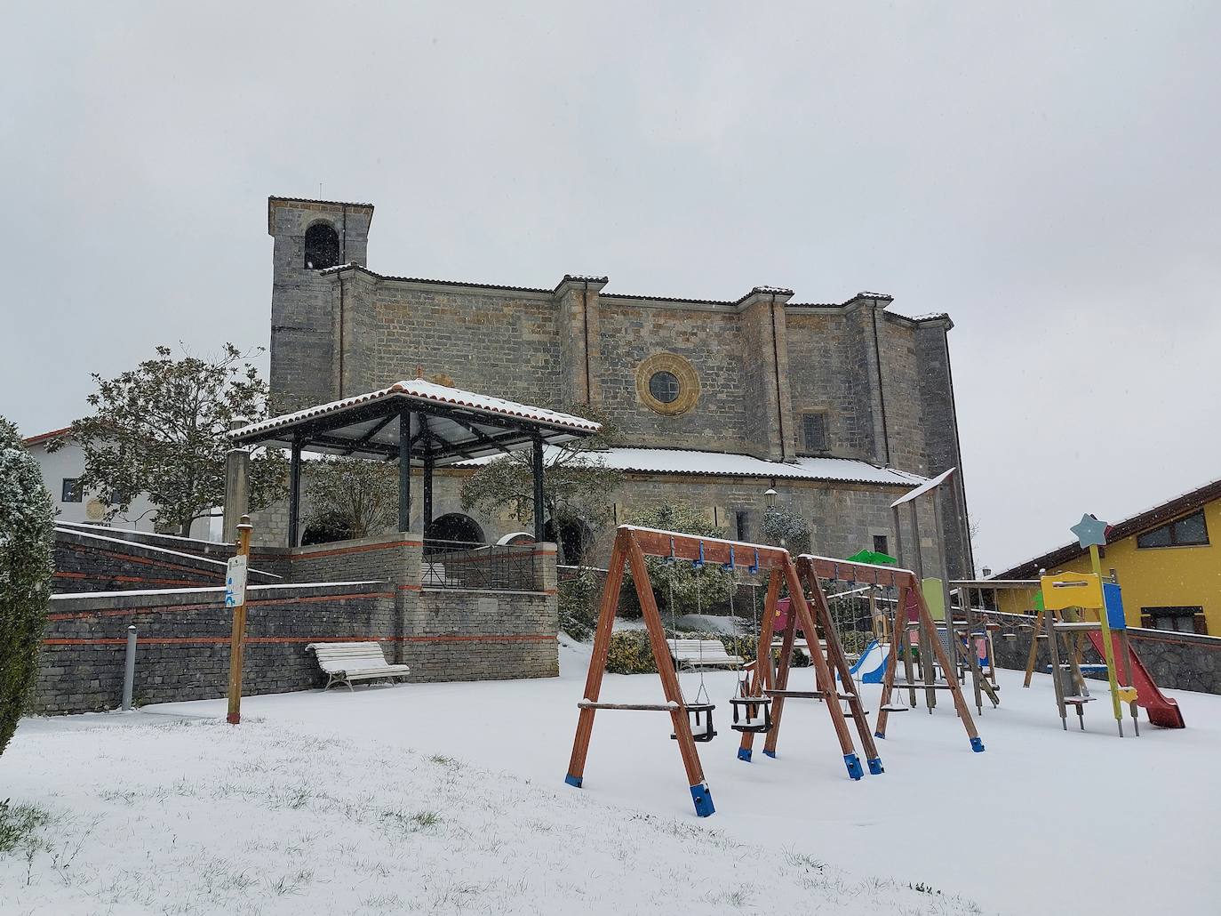 Nieve en Gipuzkoa: El manto blanco se extiende por el territorio