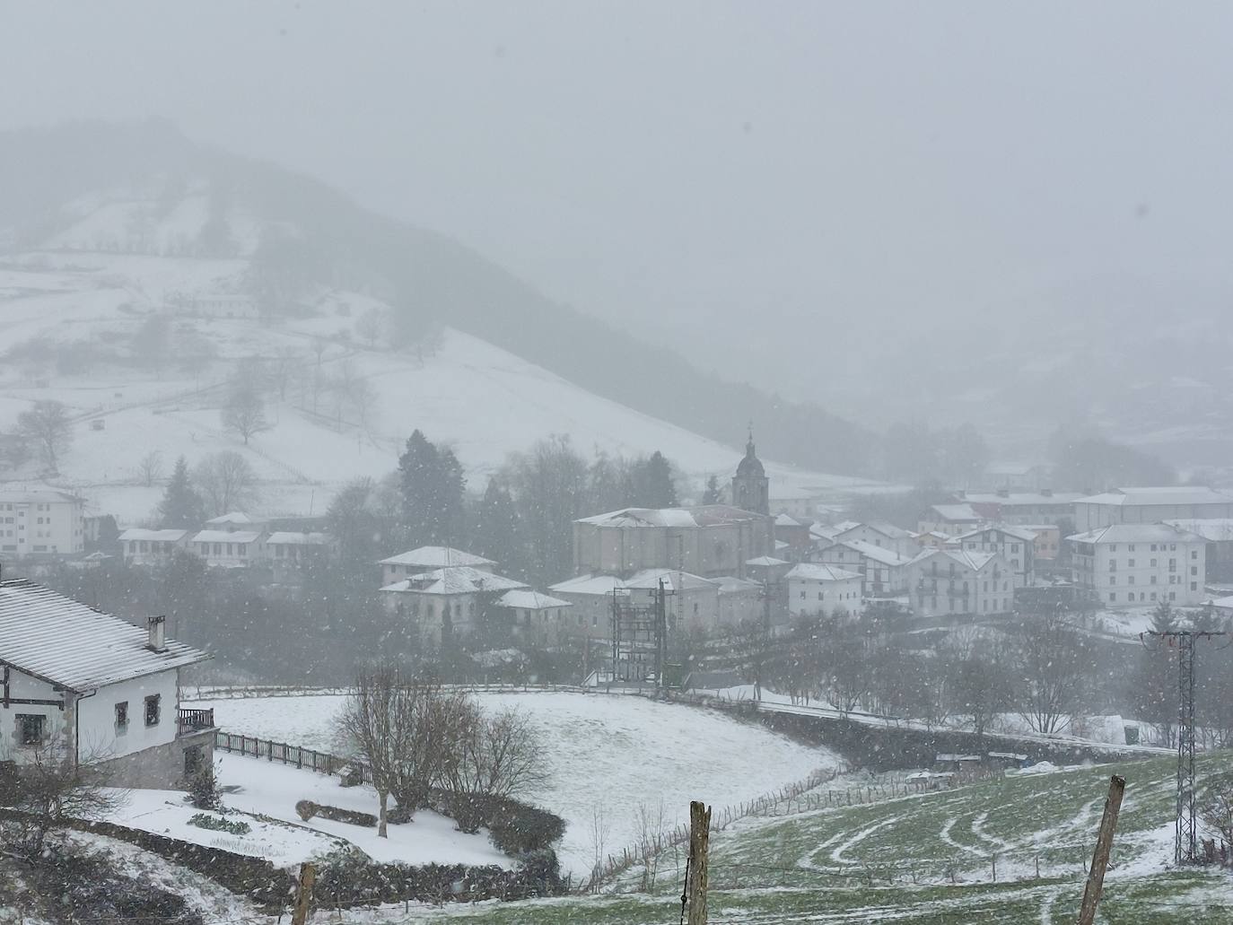 Nieve en Gipuzkoa: El manto blanco se extiende por el territorio