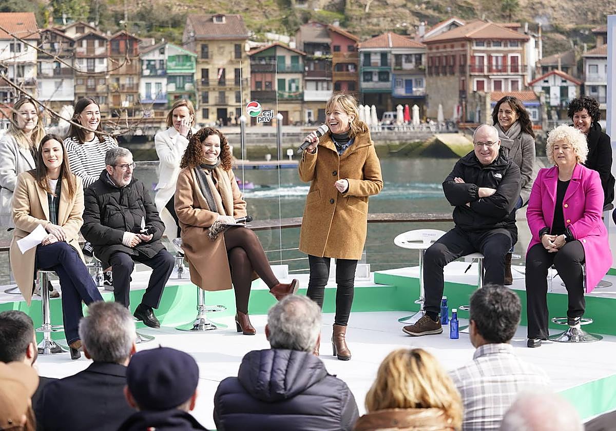 Eider Mendoza inverviene este sábado en el acto del PNV en Pasaia.