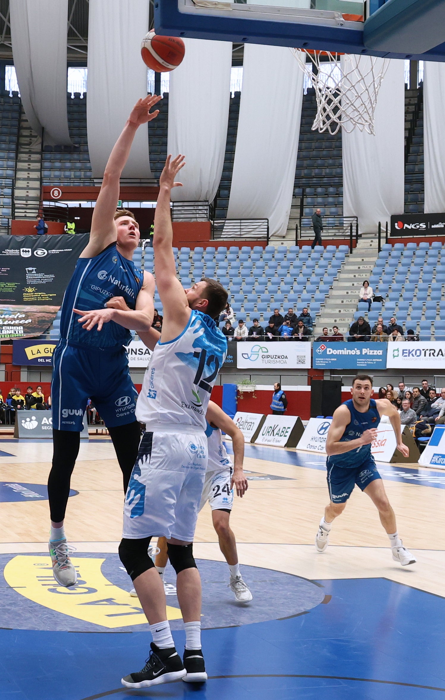 El Guuk GBC, enrachado