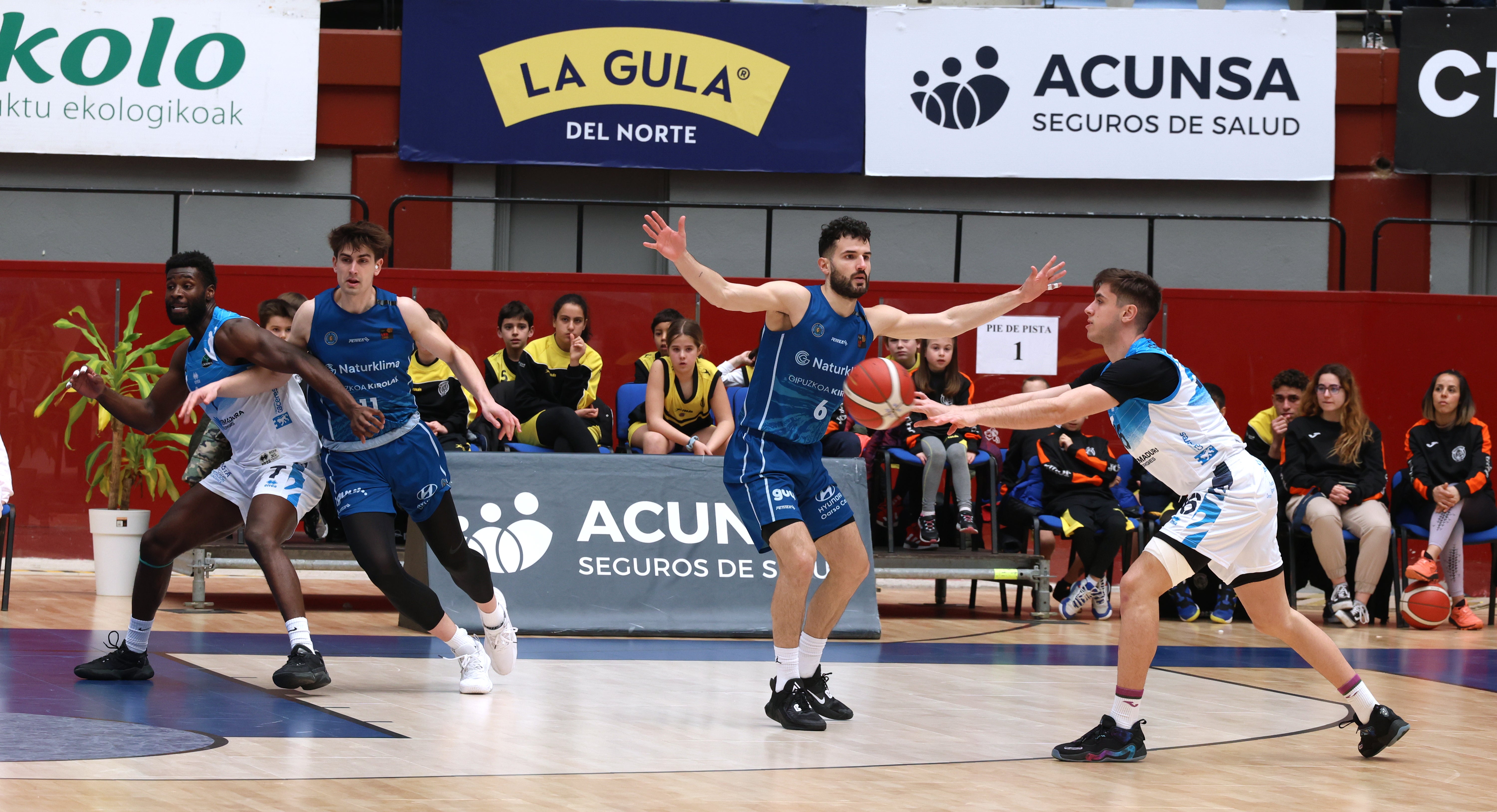 El Guuk GBC, enrachado