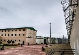 Etxerat confirma los últimos cuatro traslados de presos de ETA a Zaballa y Basauri