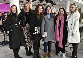 Asistencia femenina. Algunas de las asistentes, Naiara Lopetegi, Nekane Navascués, Eider Ayuso, Nerea Ibañez, Anne Vadillo e Irune Zubiaurre.