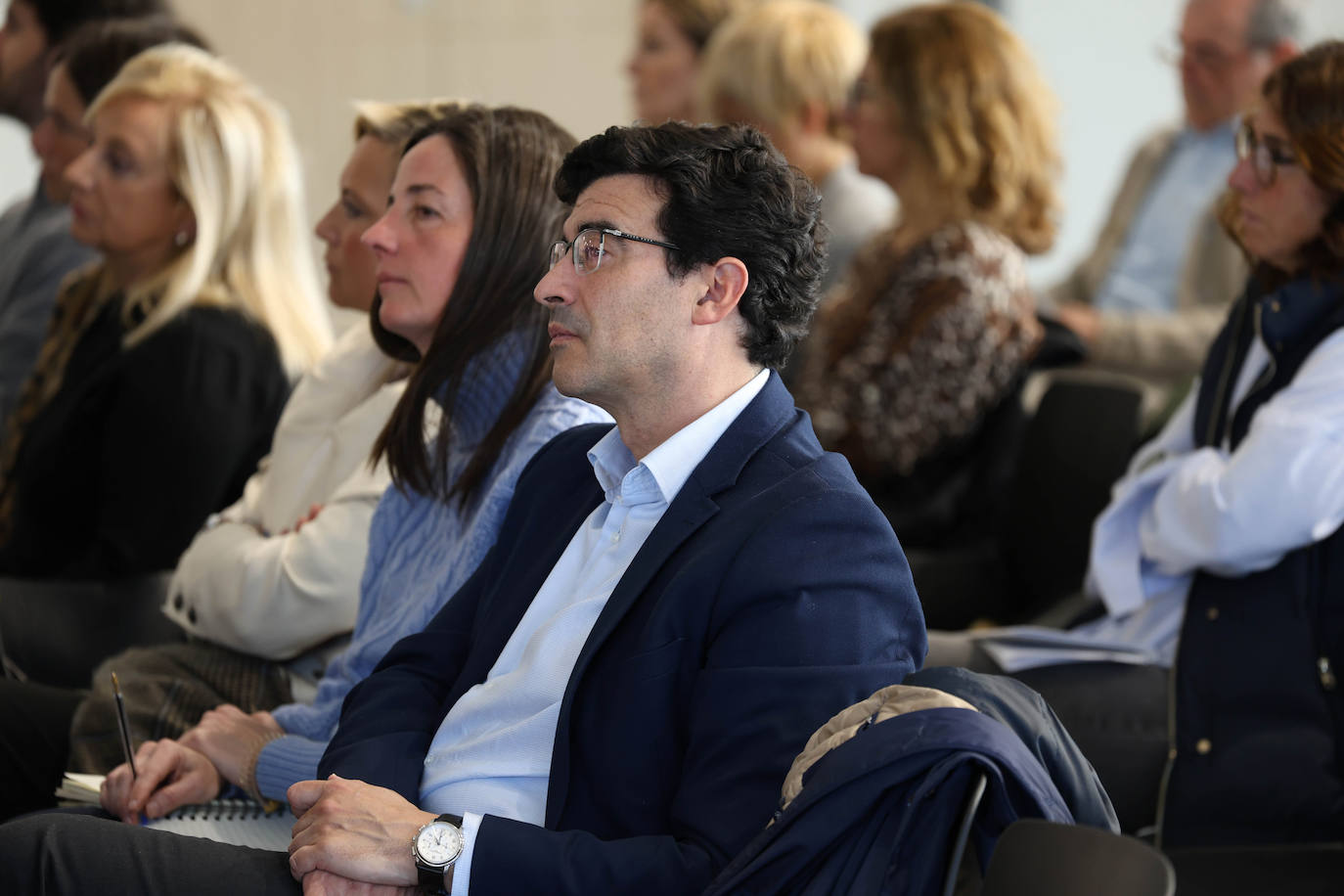 Paul Liceaga, director general adjunto de Adegi, y Nerea Ibañez, presidenta de Aspegi.