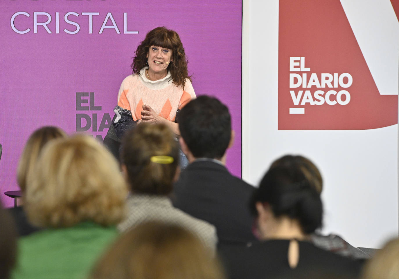 La directora de la Ertzaintza, Victoria Landa, durante su intervención.