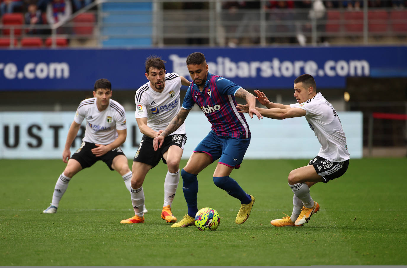 Las mejores imágenes del Eibar-Burgos