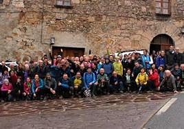 Hirugarren etapa honetan parte hartutako 130 lagunak.