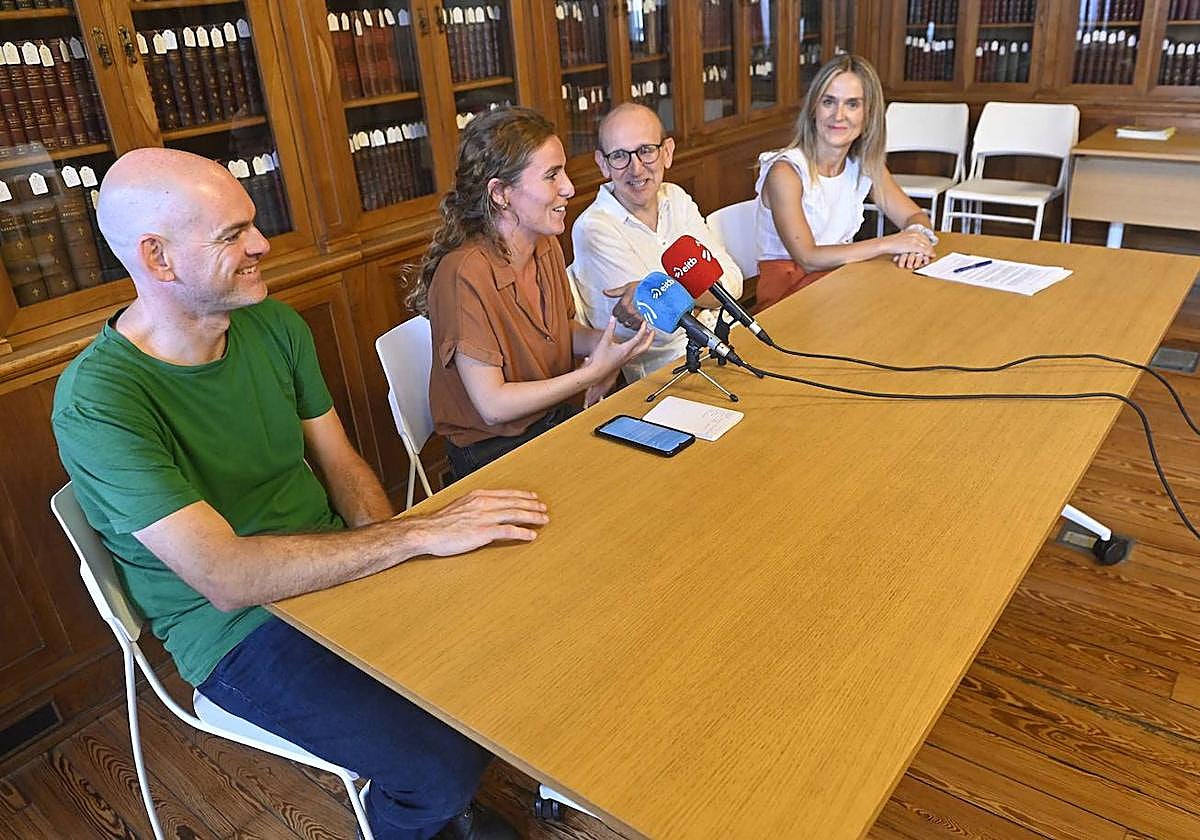 Lizar Begoñak irabazi zuen azken deialdia 'Itzalkinak eguzkitan' proiektuarekin.