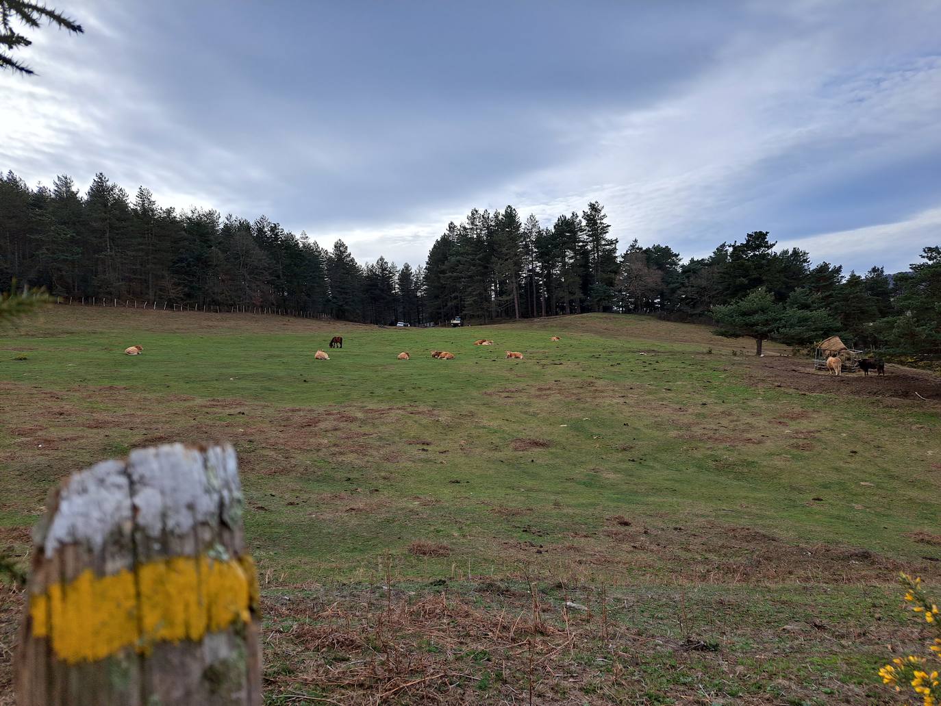 Aitzorrotz, una mole sobre el Alto Deba