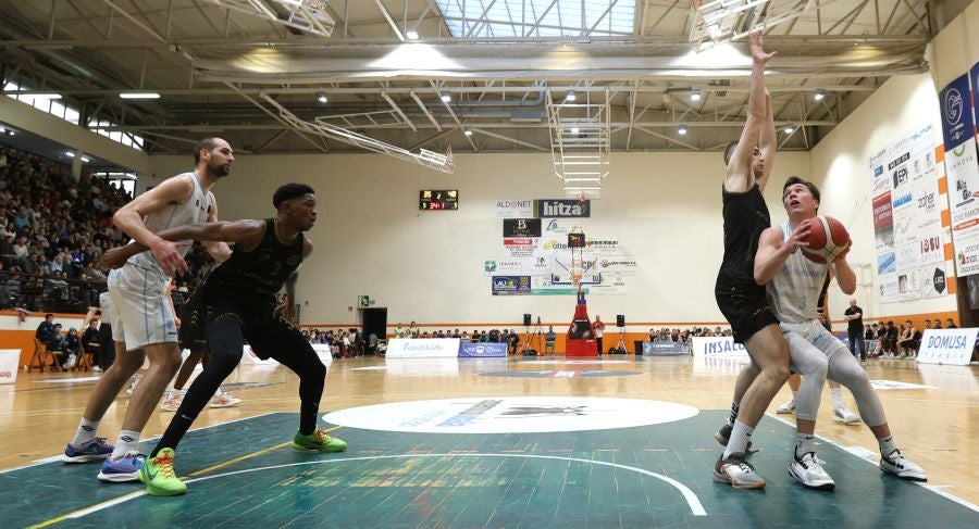 El Guuk Gipuzkoa se lleva el derbi del basket guipuzcoano