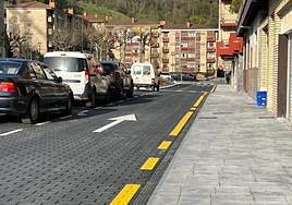 El asfalto impreso mejora las condiciones de seguridad vial y accesibilidad de los peatones que transiten la zona.