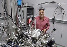 El investigador Nacho Pascual, en un laboratorio de Nanogune.