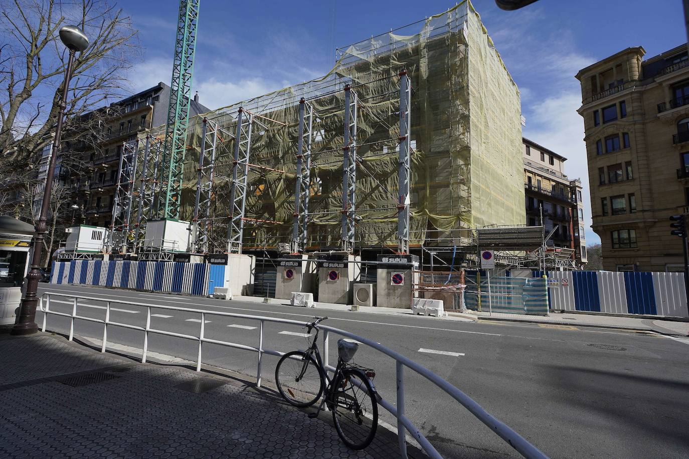 Obras del futuro hotel Trueba de San Sebastián.
