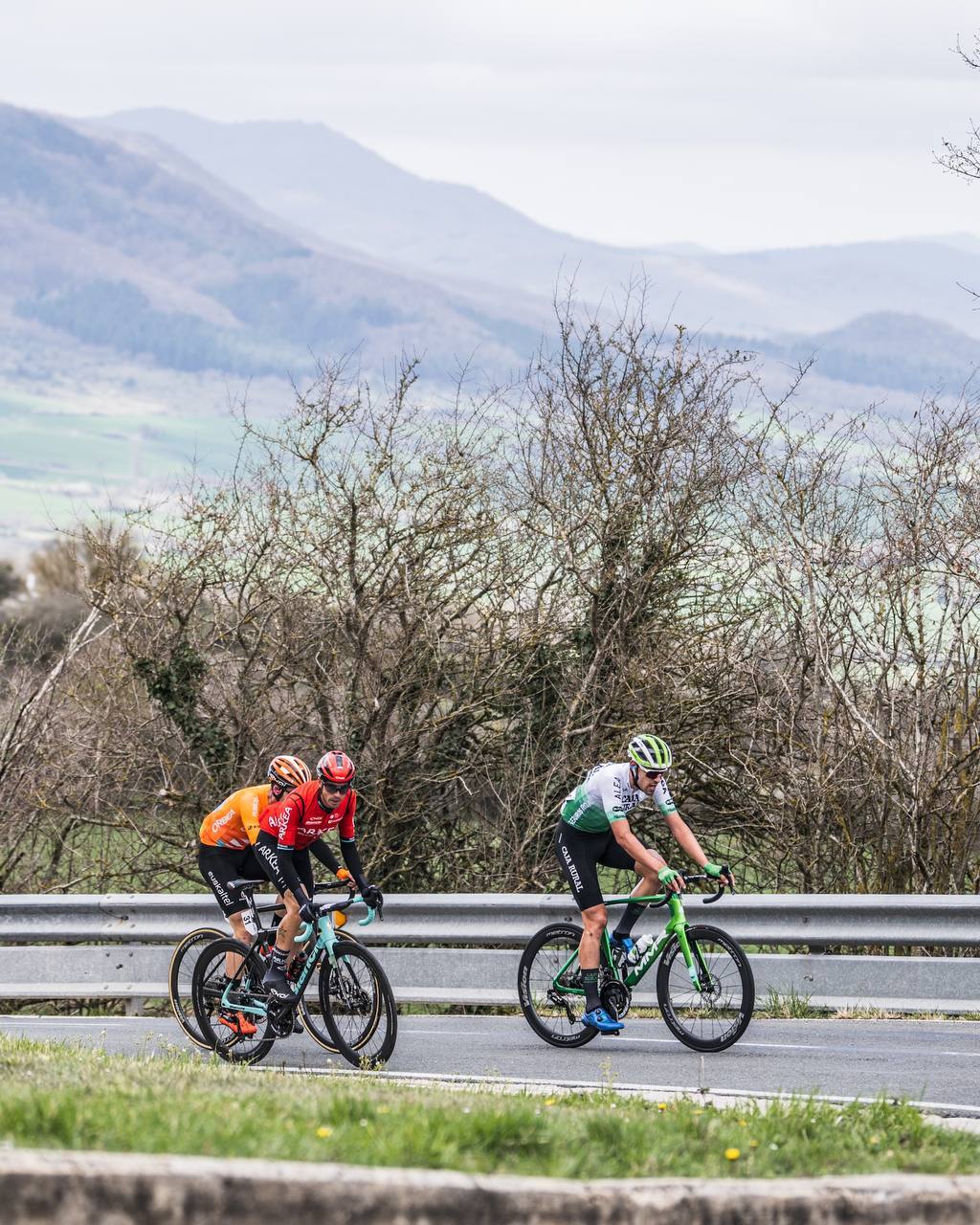 Las mejores imágenes de la primera etapa de la Itzulia