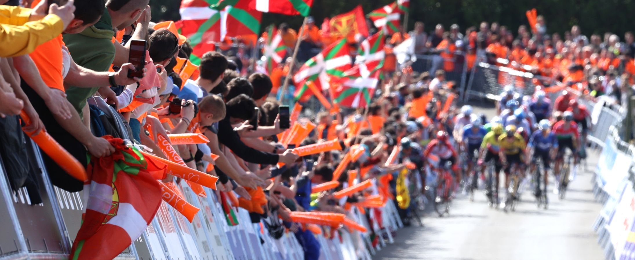 El espectáculo de la subida a Hika