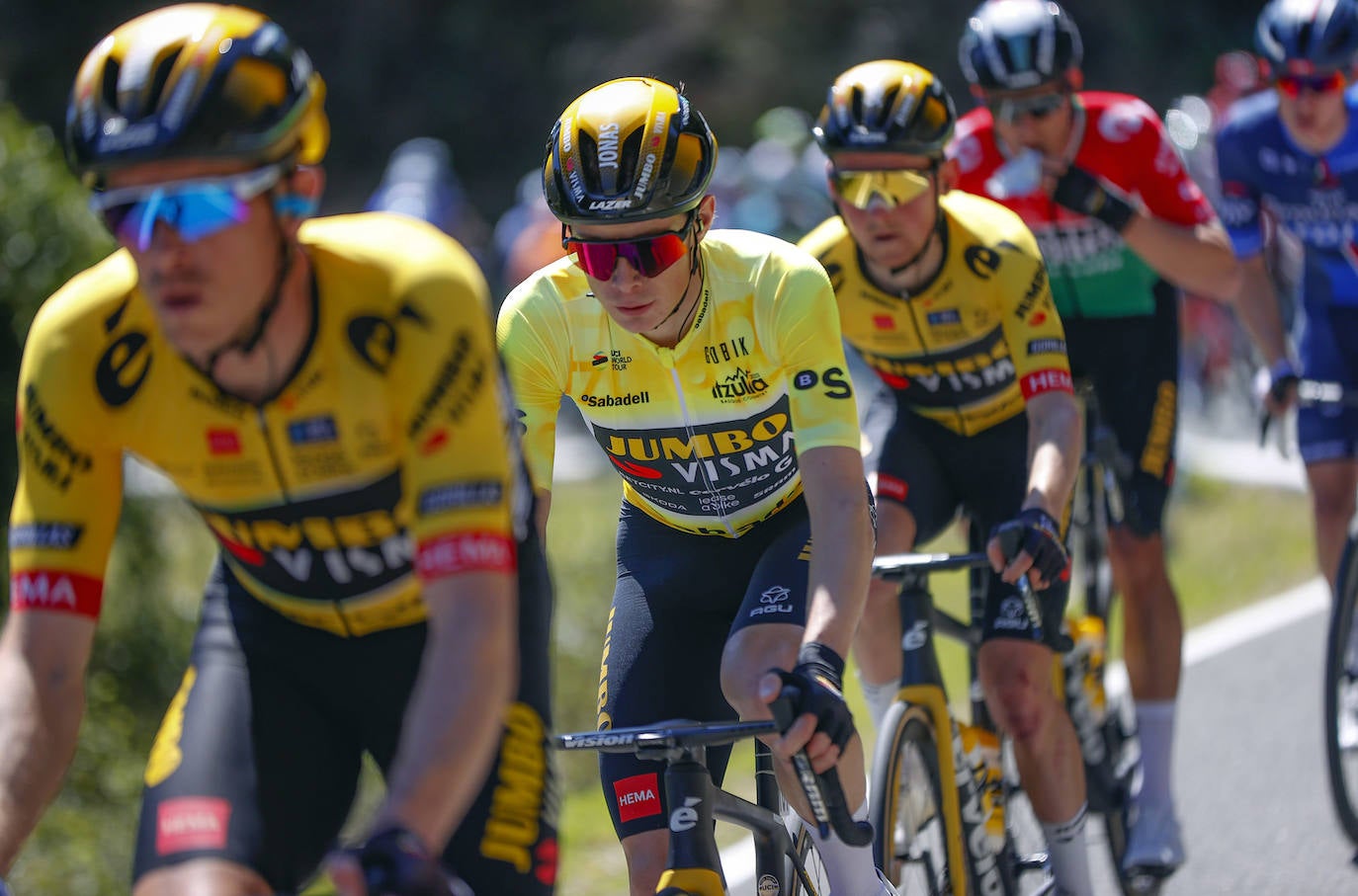 Las mejores imágenes de la cuarta etapa de la Itzulia