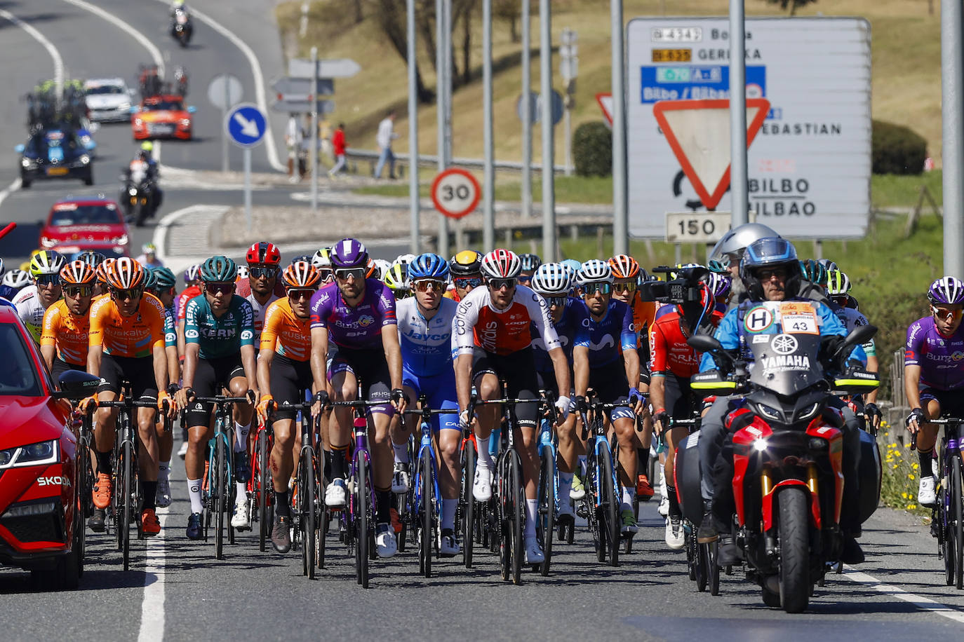 La Itzulia siente el calor de la afición