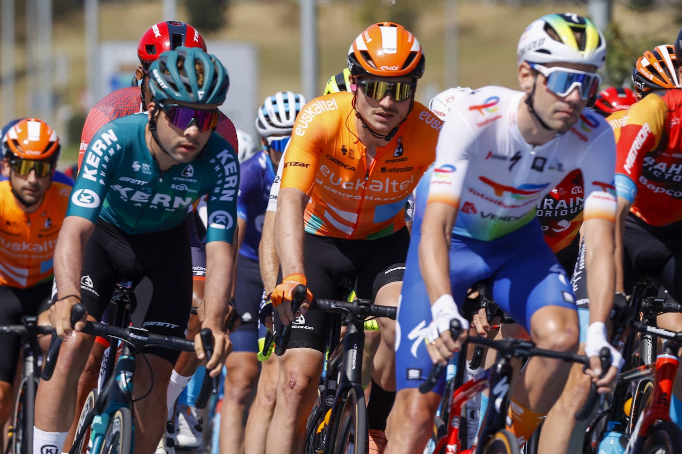 La Itzulia siente el calor de la afición