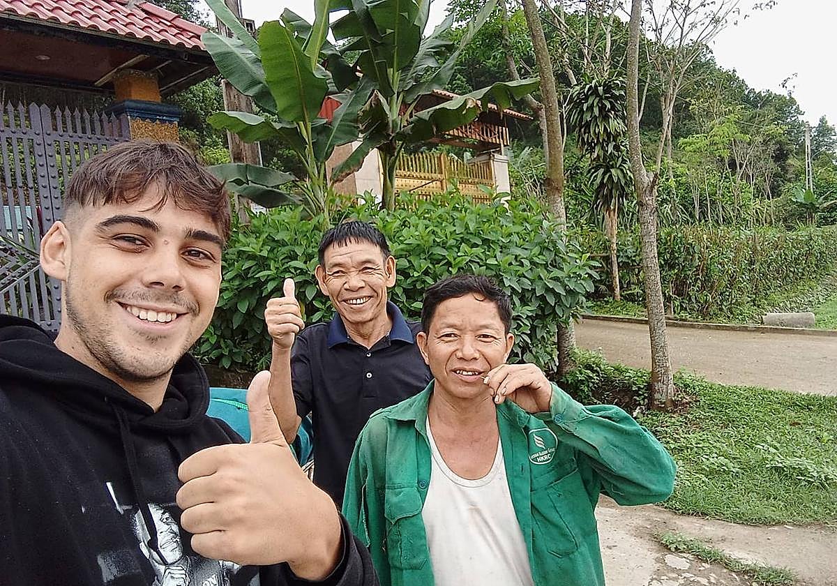 Ekain, durante su viaje por el sudeste asiático.