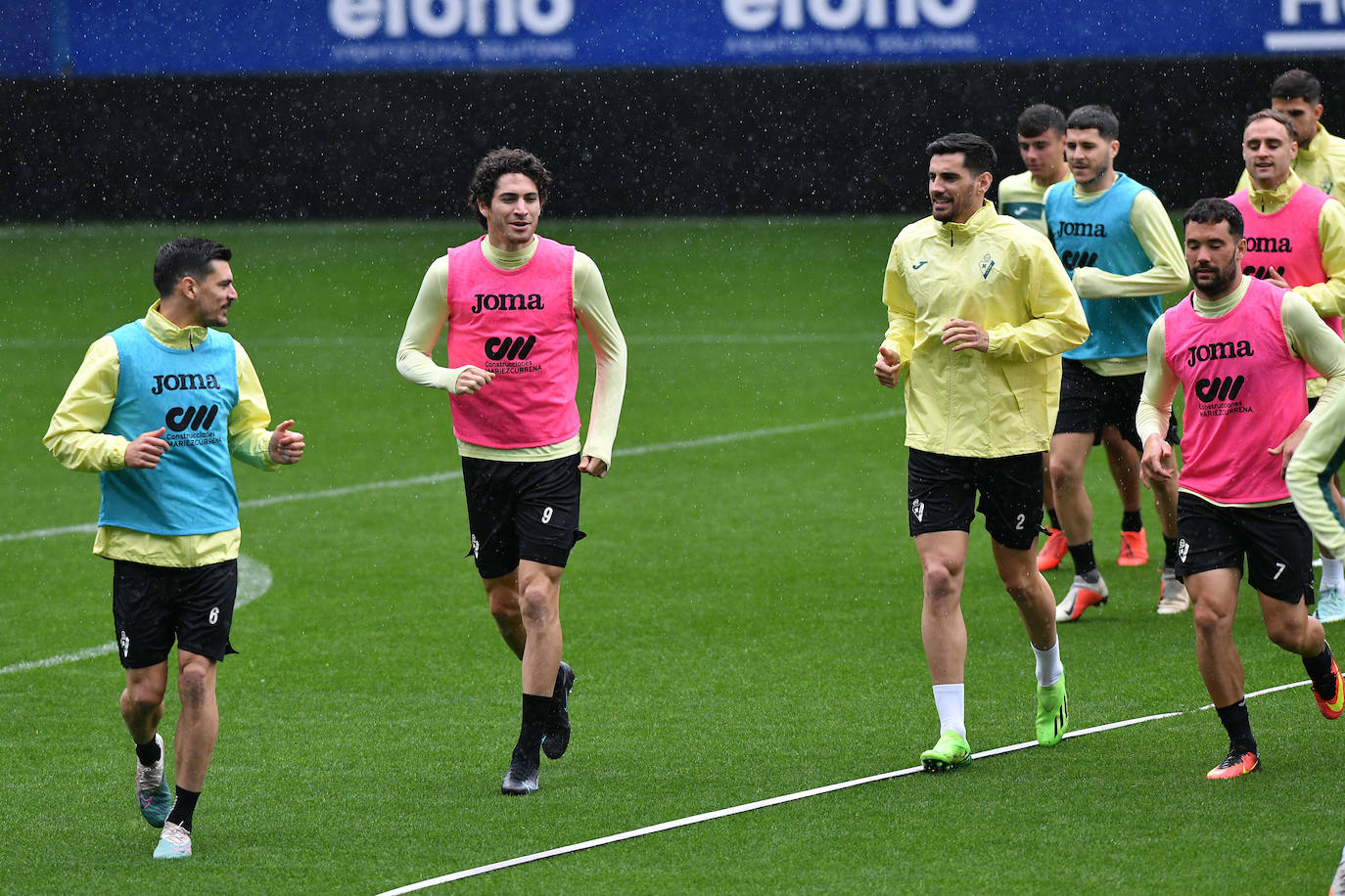 Las mejores imágenes del entrenamiento del Eibar