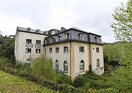 Edificio okupado en Martutene, propiedad del Ejecutivo vasco.