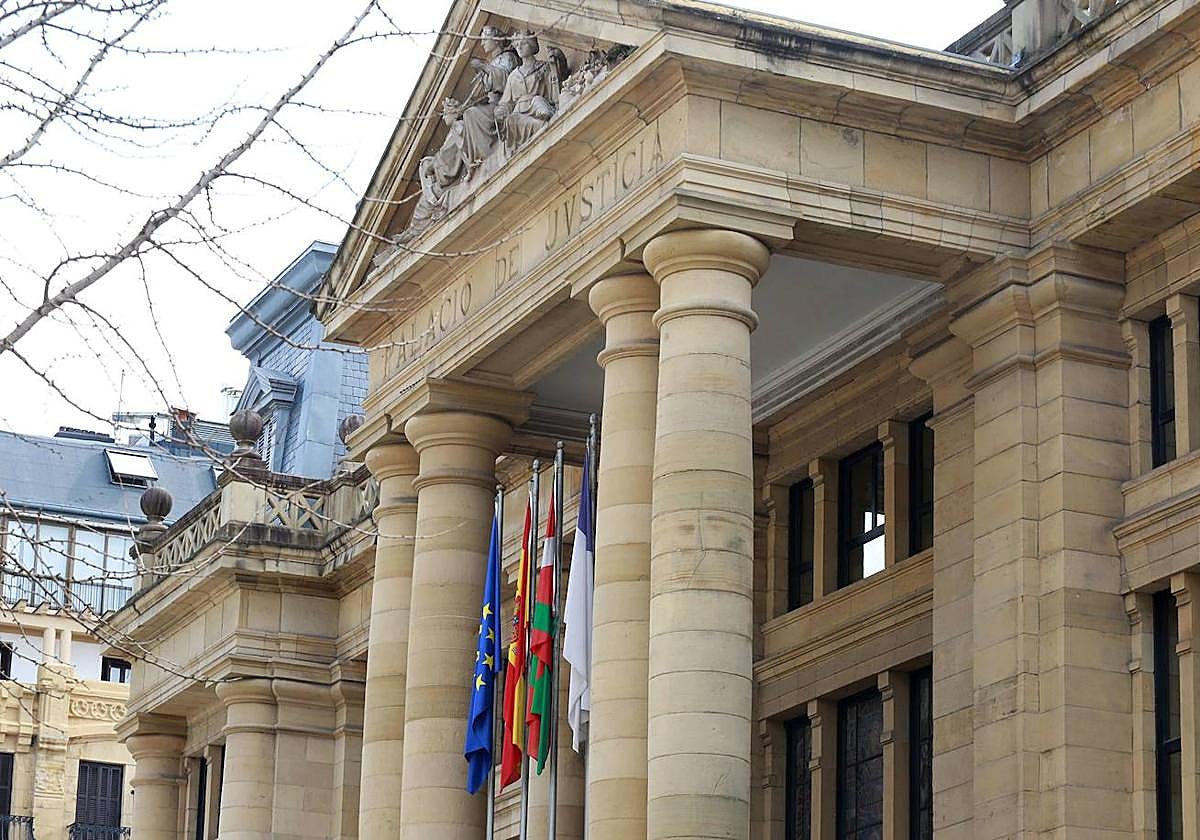 Palacio de Justicia de Gipuzkoa en San Sebastián.