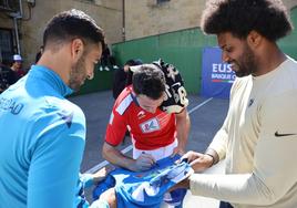 Una estrella de la NFL, de visita en San Sebastián