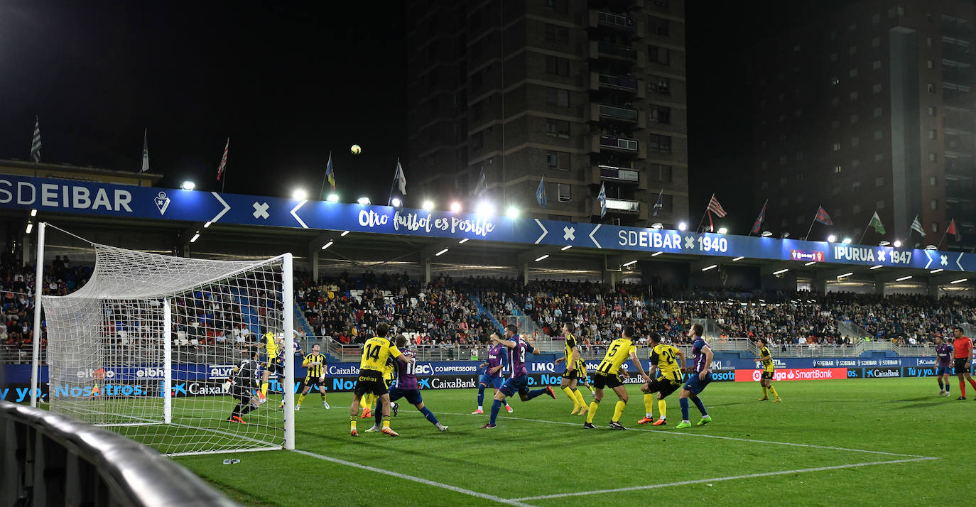 Las mejores imágenes del Eibar-Zaragoza