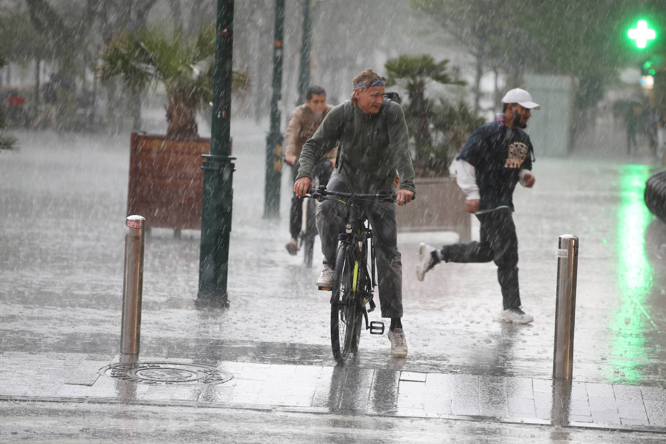 Un viernes soleado que acaba con tormentas