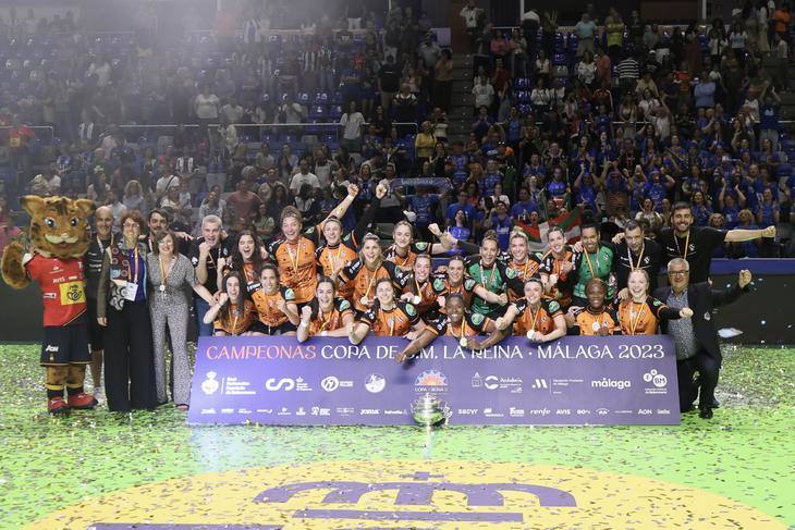 Las mejores imágenes de la final de la Copa de la Reina entre el Bera Bera y el Granollers