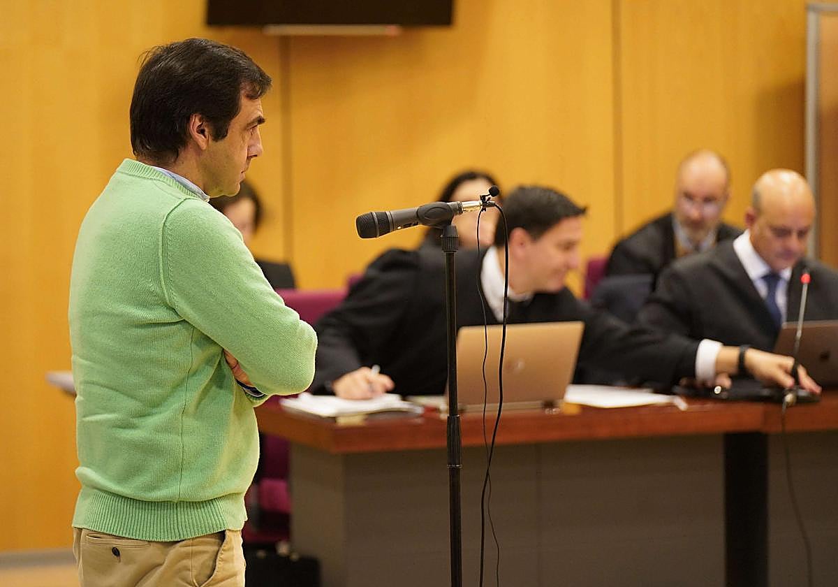 Iñaki Badiola, expresidente de la Real Sociedad, en el primer día del juicio el pasado mes de enero.