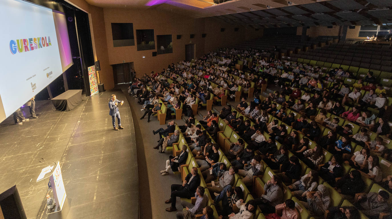 Gala final de Gure Eskola