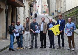 Presentación de la Vuelta al Bidasoa, ayer en Hondarribia.